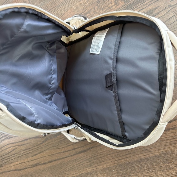 The North Face Jester Backpack - Picture 7 of 7